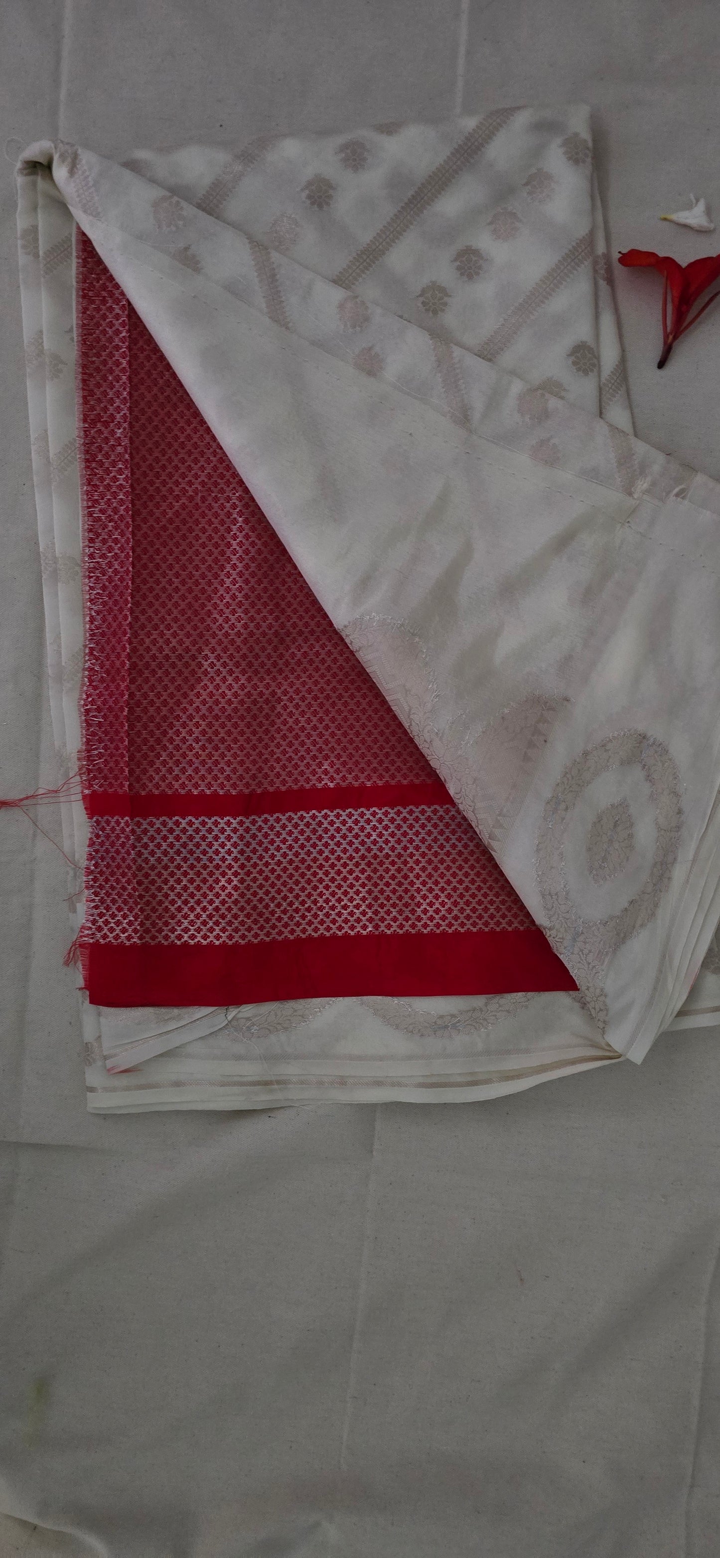 Cream Banarsi Leheriya Saree