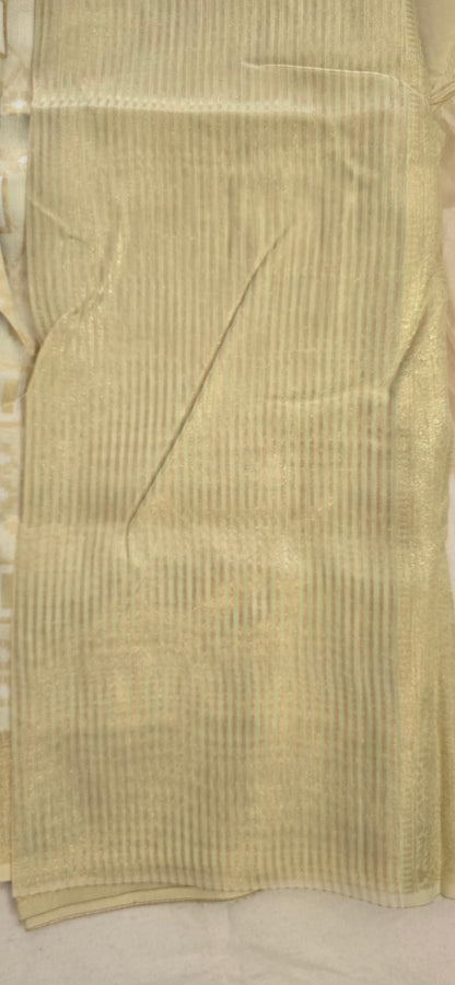 Olivet green  Linen saree